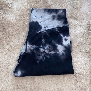 Balance Athletica (Vitality) Cloud Tie Dye Leggings - Black - XL